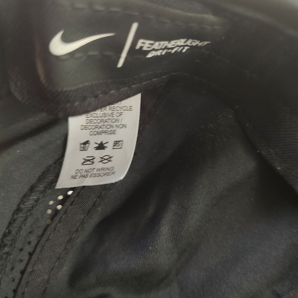 Nike Featherlight Dri-FIT Adjustable Hat Black Running Tennis Cap‎ Unisex